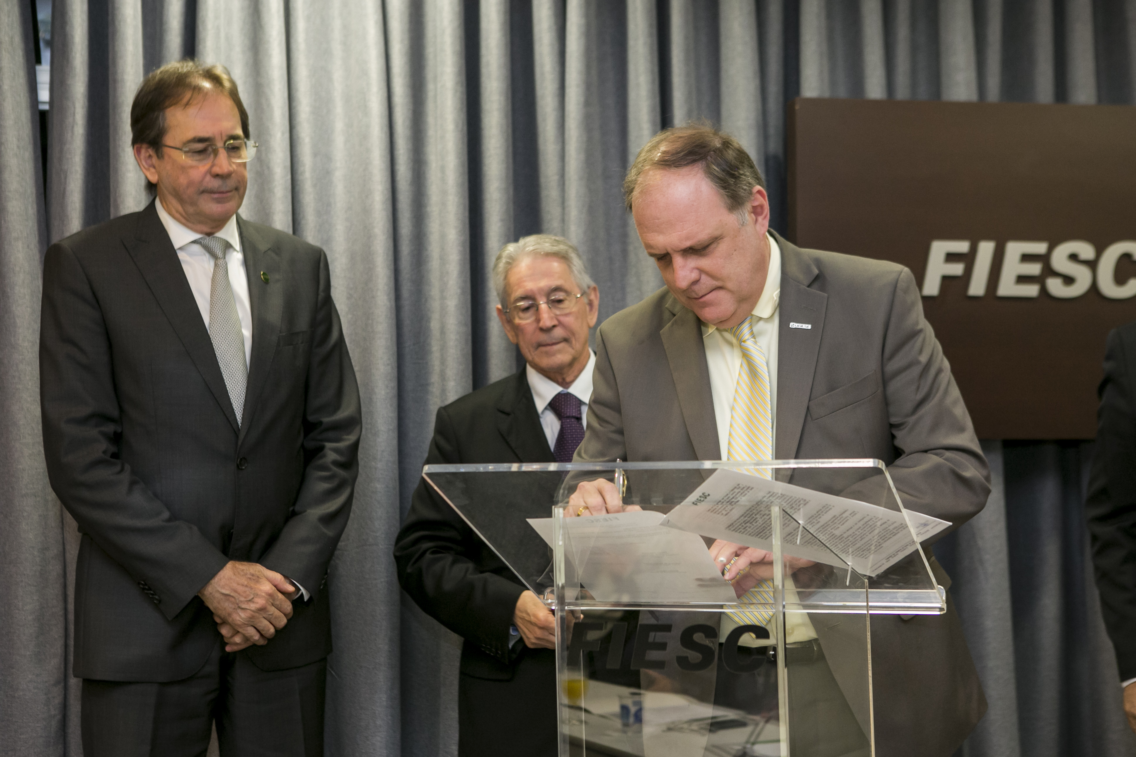 Imagem 3103 no node 5193