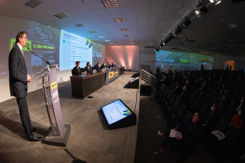 Presidente da FIESC apresentou dados de estudo feito pelo Grupo Técnico BR-101 do Futuro