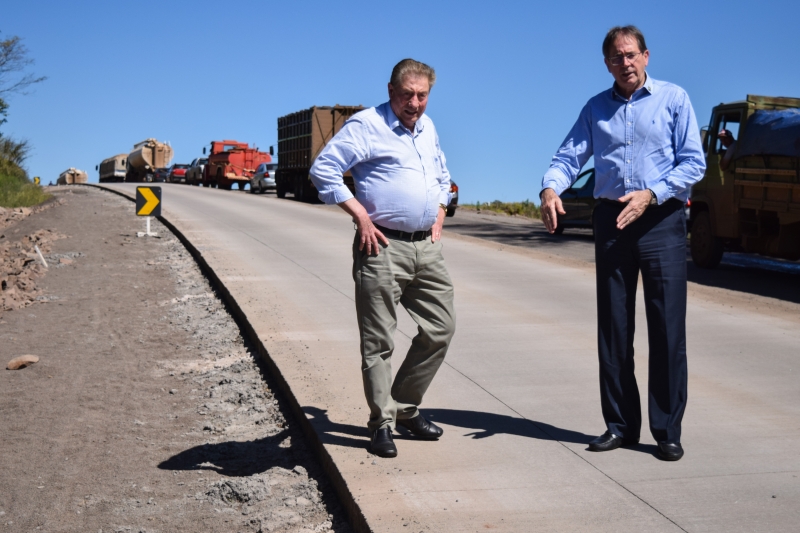 Obras na BR 163 (foto: Roberto Ruschel)