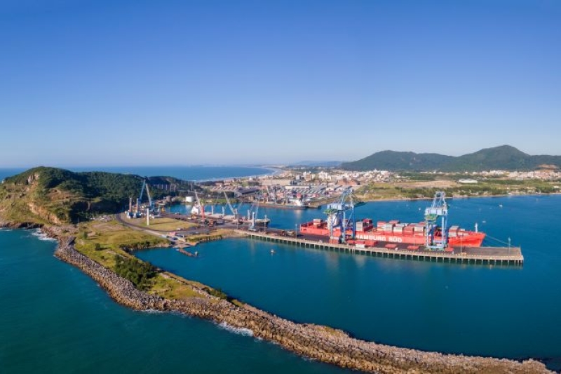 Última linha de longo curso operou em Imbituba entre os anos de 2017 e 2019. Foto: Divulgação