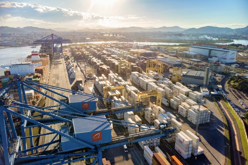 Santa Catarina importa US$ 7,6 bilhões, crescimento de 7,8% no primeiro trimestre. (Foto: Portonave/Divulgação)