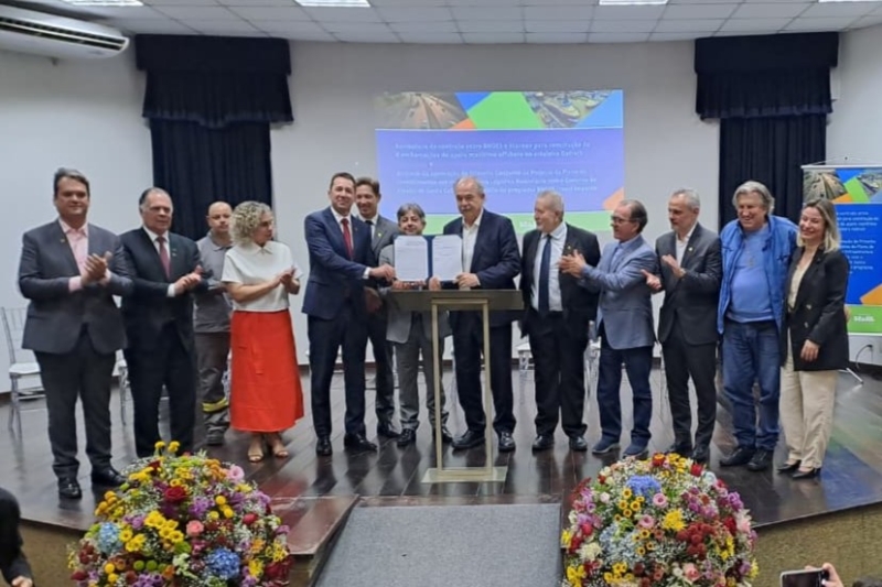 BNDES anuncia R$ 3,3 bi em investimentos para indústria, logística e energia em SC