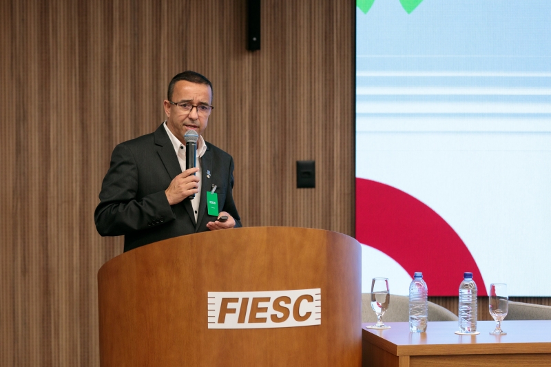 Roberto Katumi apresentou a Lei da Cultura de Florianópolis (Victor Vec/ MinC)