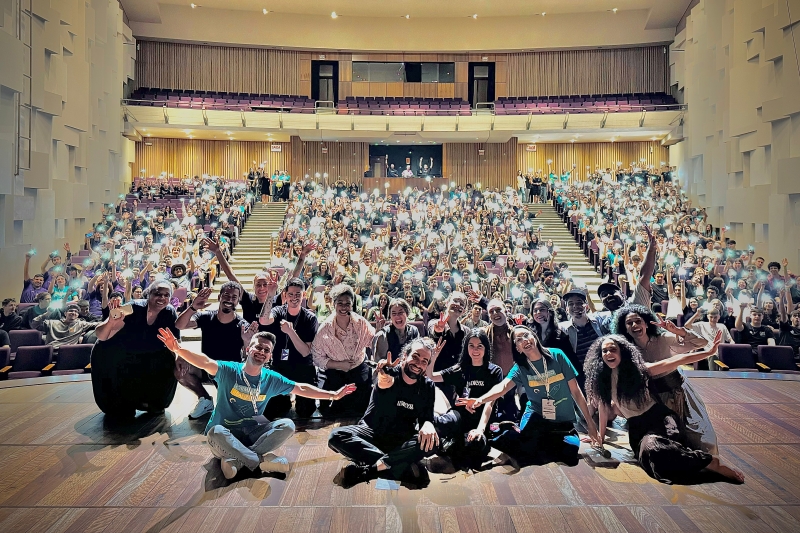 Escolas SESI/SC promovem teatro para apresentar obras literárias a estudantes